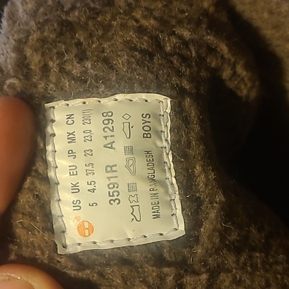 Timberland Boots - Boys 5 - Picture 6 of 6